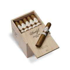 Cigarro Davidoff Signature 6000